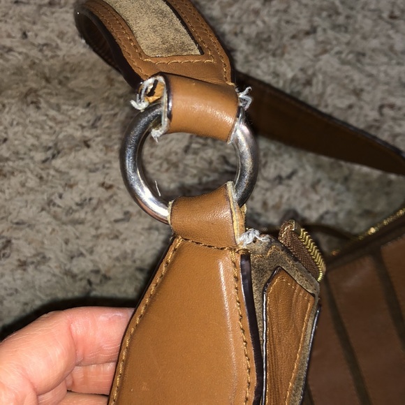 Leather Michael Kors Vintage Saddlebag fringe tassel Purse - Picture 5 of 12